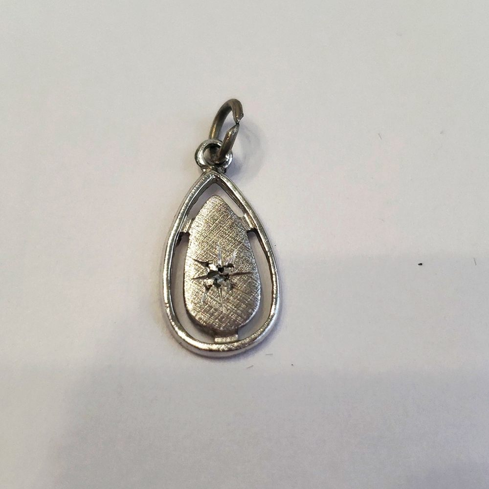 STERLING SILVER PENDANT